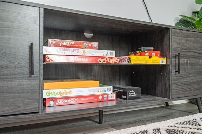 Foto del edificio - 1778 Flintwood Dr SE