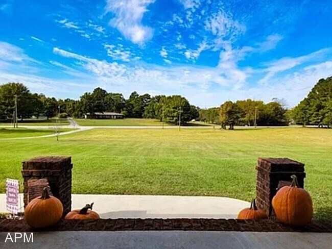 Foto del edificio - 4 br, 3.5 bath House - 15055 County Road 236
