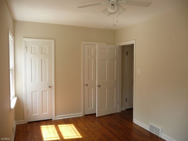 Foto del edificio - 2 br, 1 bath House - 1005 West White Street