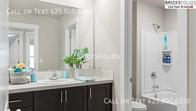 Foto del edificio - Your Dream Home Awaits in Port Orchard!