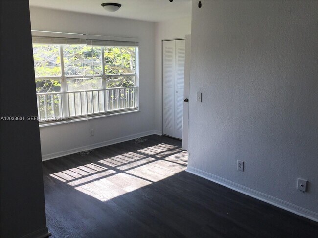 Foto del edificio - 13060 Vista Isles Dr