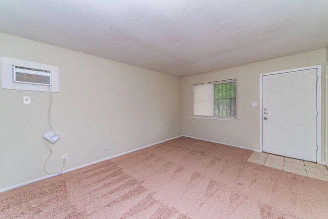 Foto del edificio - 7131 Glen Terrace