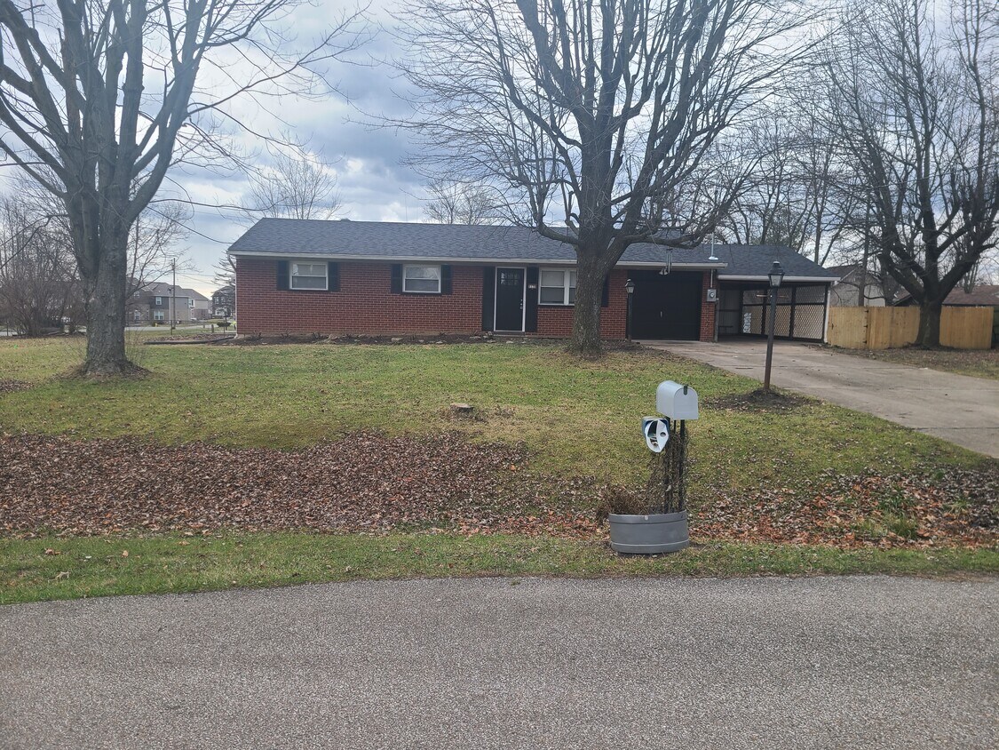 9178 Ridgemont Dr, West Chester, OH 45069 House Rental in West Chester, OH