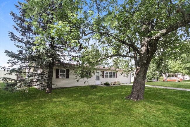 Building Photo - 426 Pleasant Dr