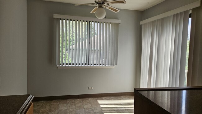 Foto del edificio - 299 Pembridge Ln