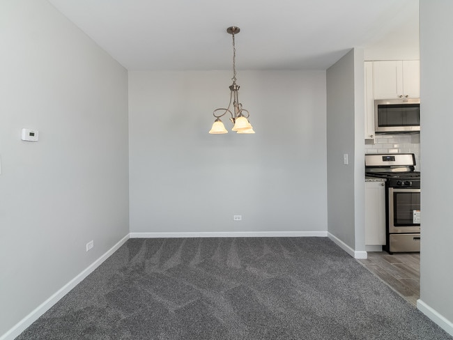 Building Photo - 2 Winchester Cir