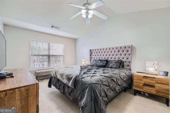 Foto del edificio - 2296 Leicester Way SE