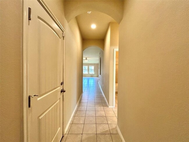 Foto del edificio - 15201 Knighten Ln