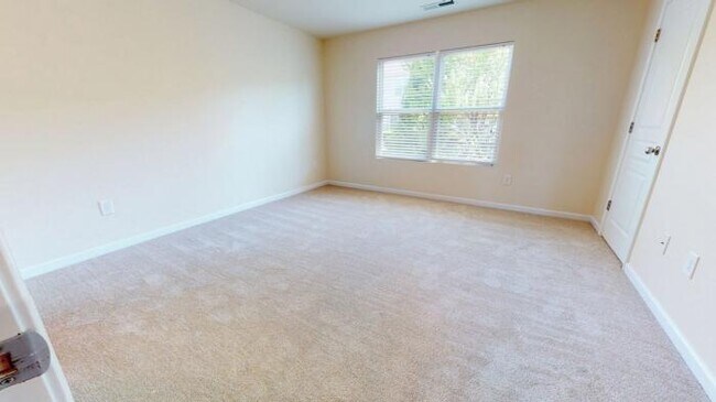 Foto del edificio - 2 bedroom in Raleigh NC 27616