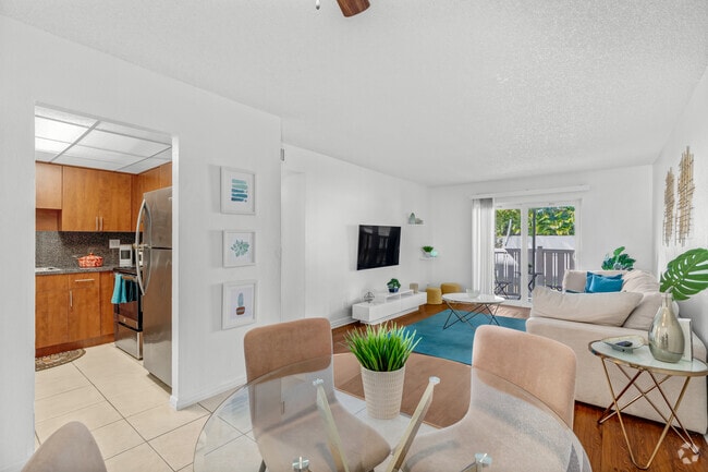 Interior Photo - Windsor Forest