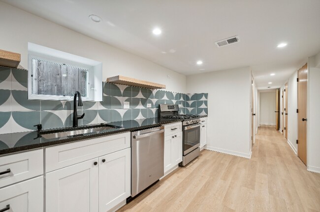 Foto del edificio - 1928 Harrison St