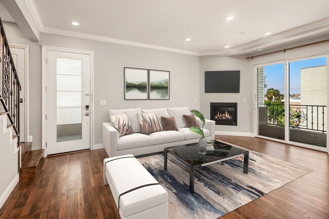 Foto del edificio - 11909 Laurelwood Dr