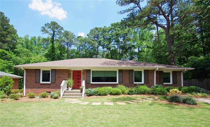 Primary Photo - 176 Park Dr