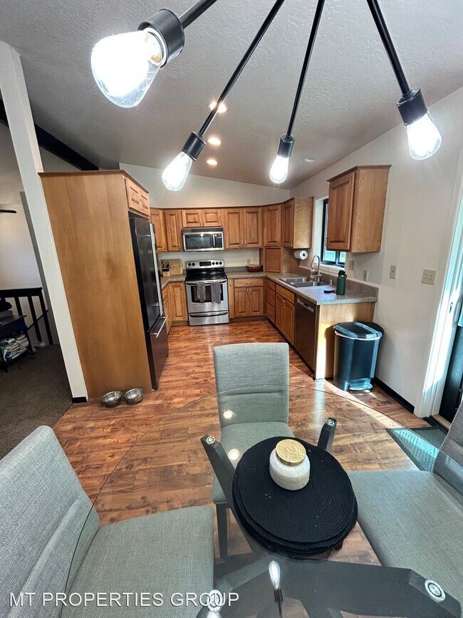 Building Photo - 4 br, 2 bath House - 109 Grandview Way