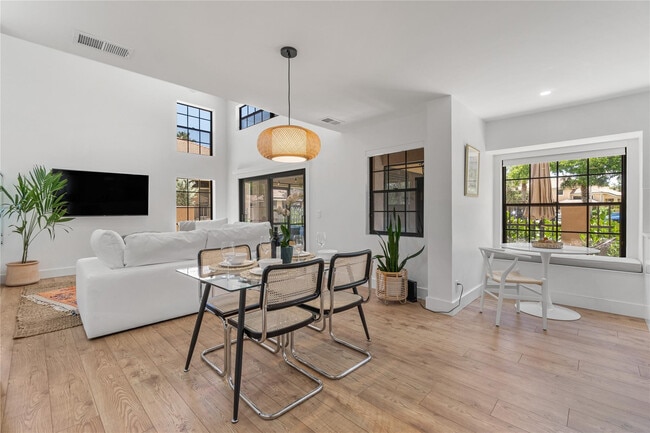 Foto del edificio - 376 Prestwick Cir