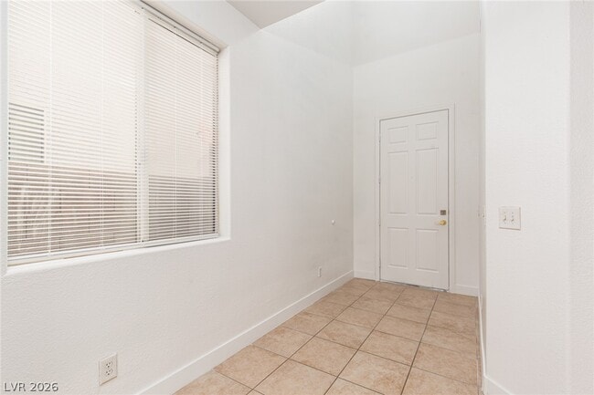 Building Photo - 9046 Wine Cellar Ave