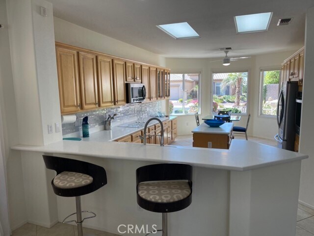 Foto del edificio - 35330 Rosemont Dr