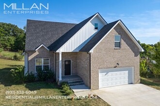 Building Photo - 3509 Clover Hill Dr