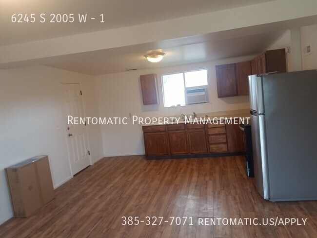 Foto del edificio - 6245 Margray Dr