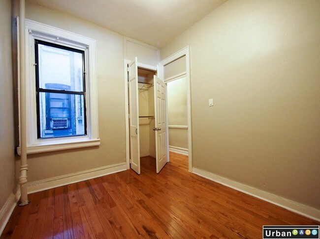 Building Photo - 879 St Johns Pl
