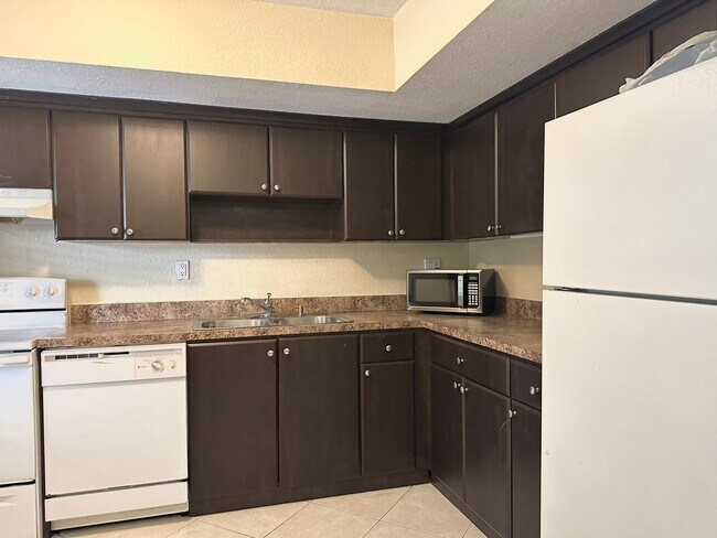 Foto del edificio - 11688 NW 45th St