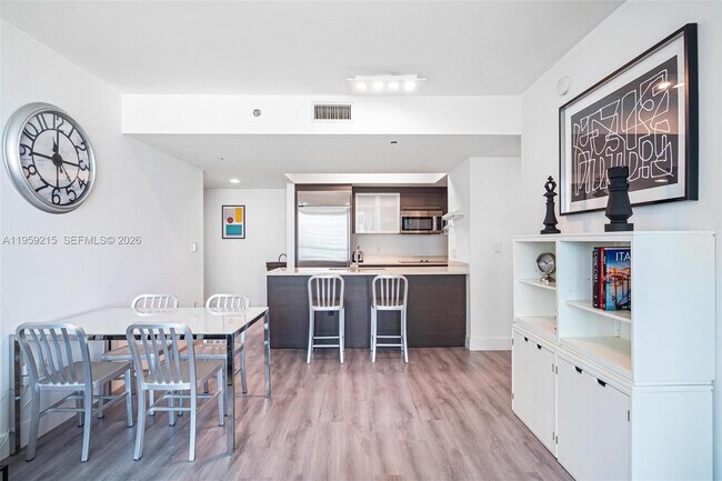 Foto del edificio - 500 Brickell Ave