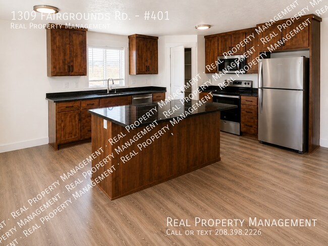 Foto del edificio - 1309 Fairgrounds Rd.-#401
