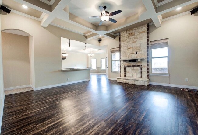 Building Photo - 420 Jake Dr