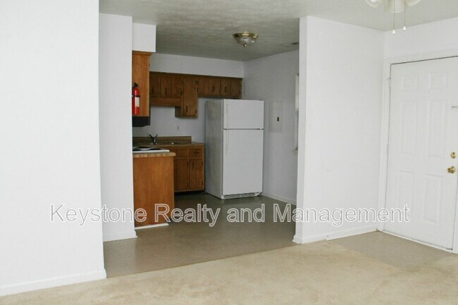 Foto del edificio - 1375 Thompsonville Ln