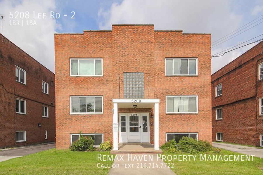 Foto principal - 5208 Lee Rd #2, Maple Hts - 1 bed 1 bath a...