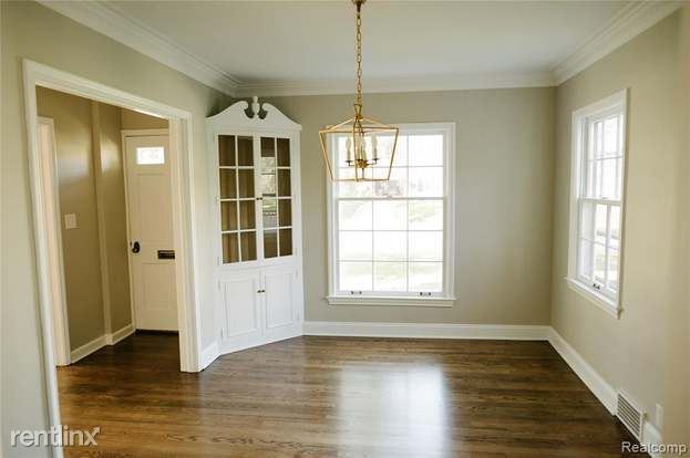 Foto del edificio - 5 br, 3 bath House - 2211 Colfax Ave