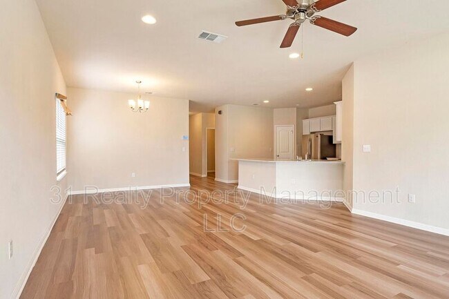 Foto del edificio - 4437 Lobo Landing Ln