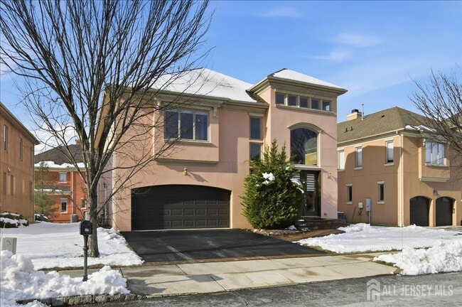 Building Photo - 86 Davinci Dr