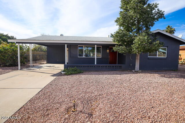 Building Photo - 1324 S Saguaro Dr