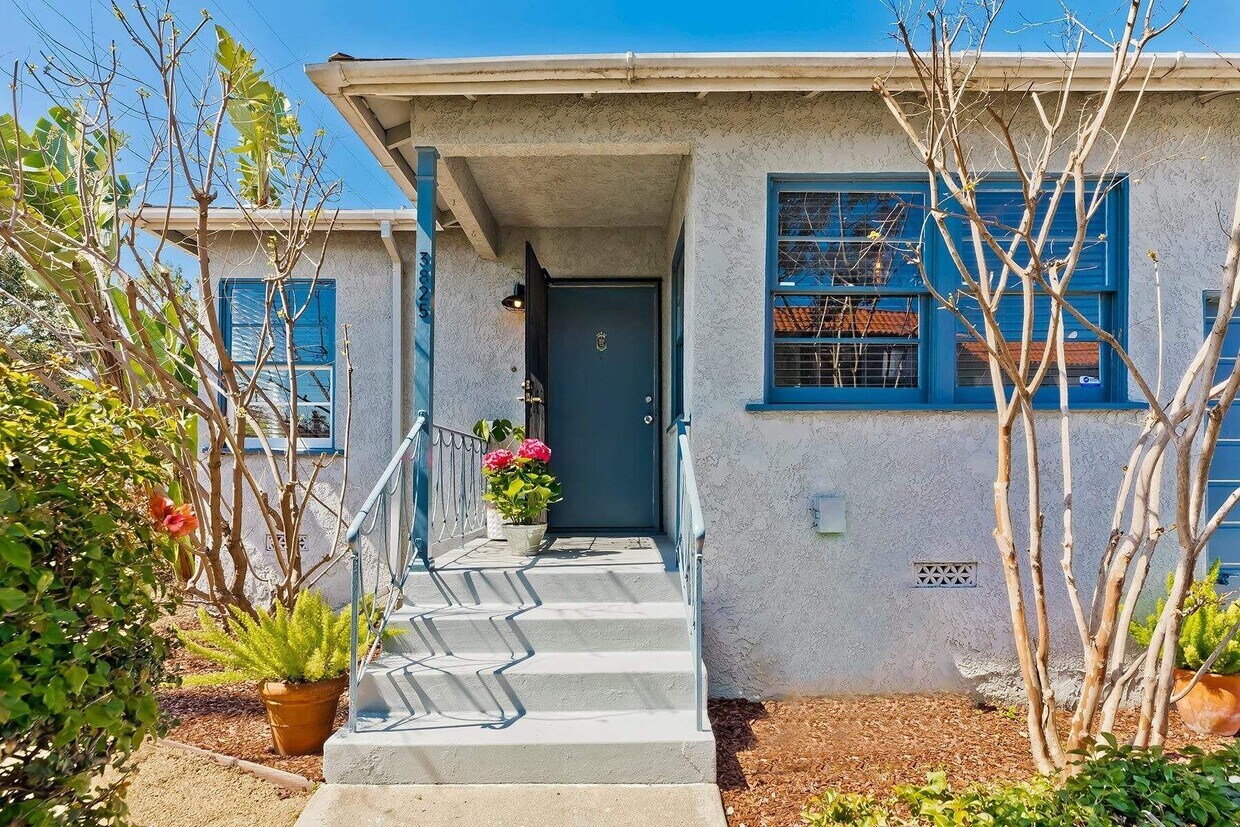 Foto principal - 3823 Moore St