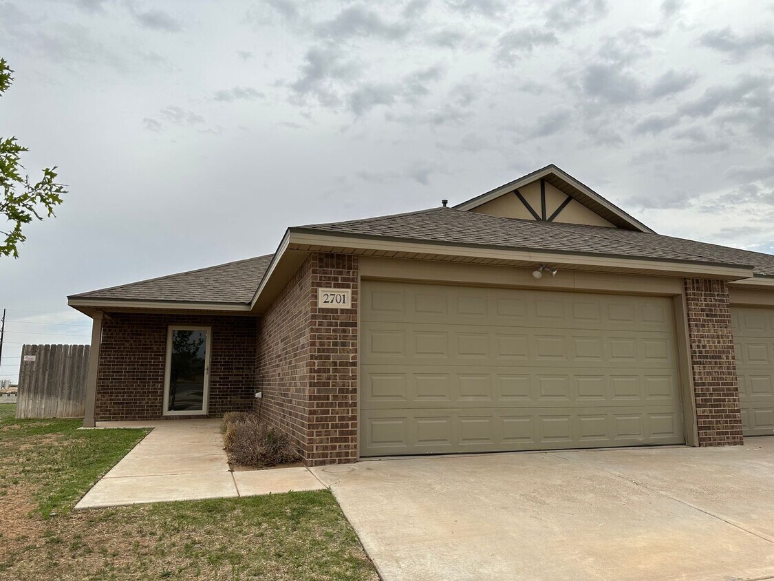 Primary Photo - Traditional Home in Cooper ISD