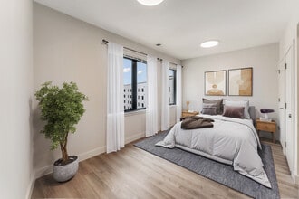 Building Photo - PINNACLE Orange Crossing