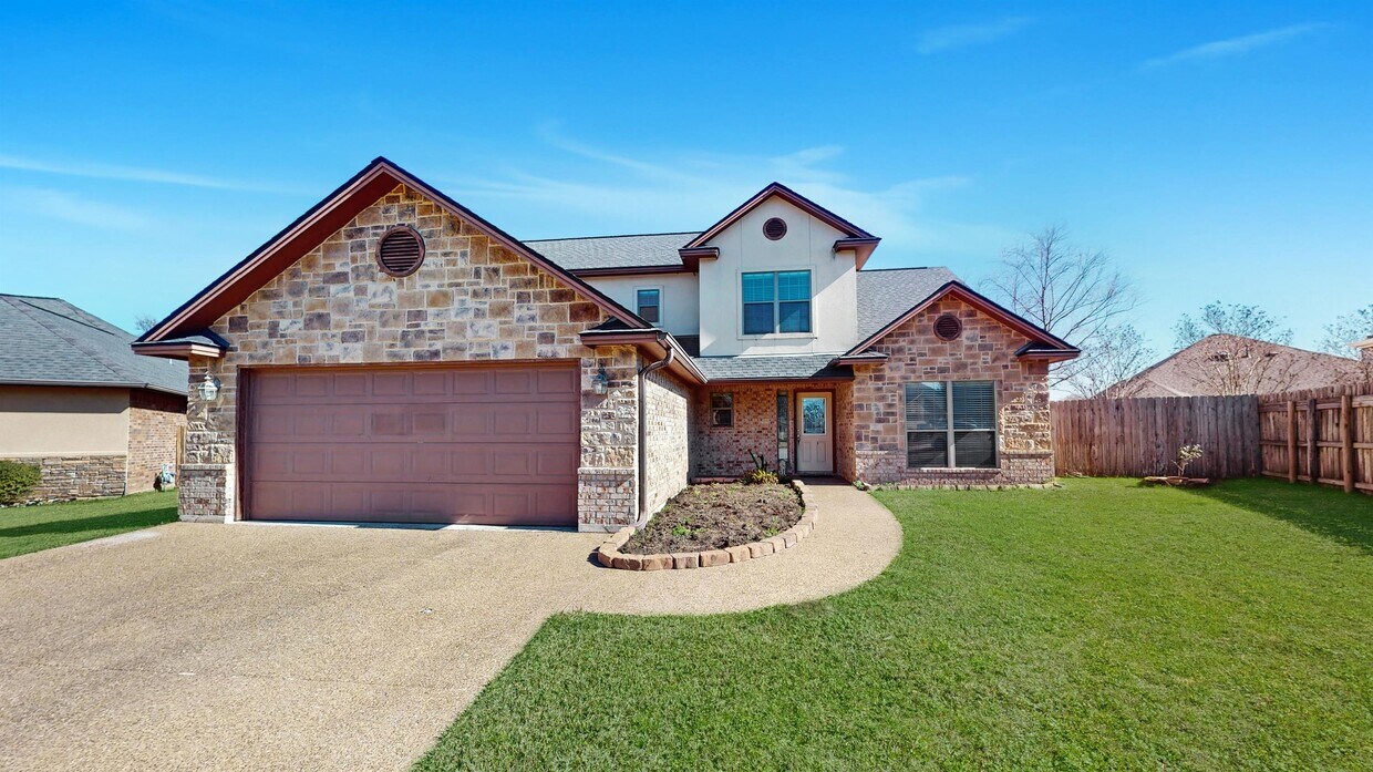 Foto principal - 2706 Colony Creek Dr
