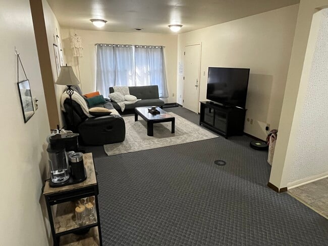 Building Photo - 525 Richland Ave