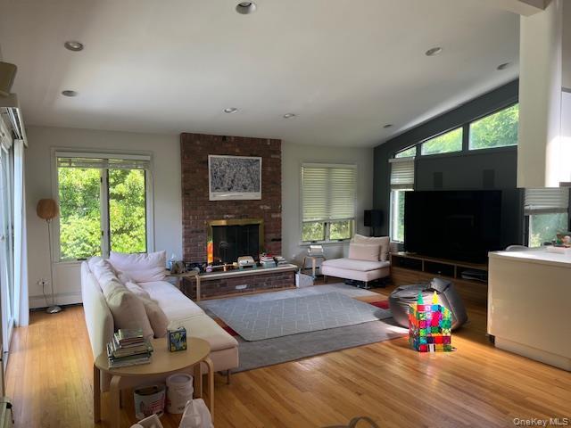 Foto del edificio - 36 Coolidge Ave