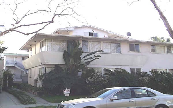 Building Photo - 144 S Bedford Dr