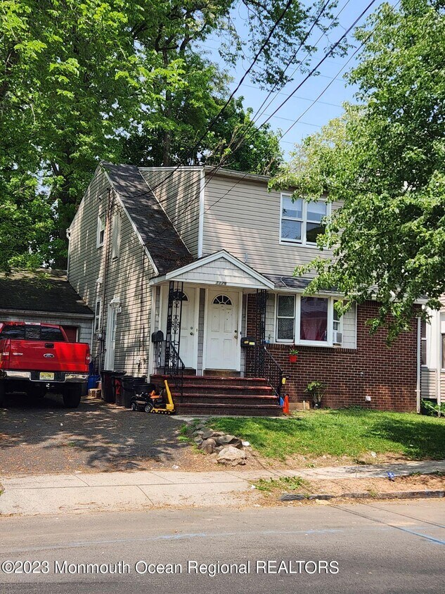 1176 Fulton St, Rahway, NJ 07065 Townhome Rentals in Rahway NJ