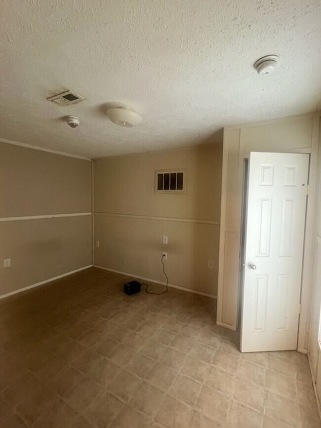 Foto del edificio - 1-Bedroom Manufactured Home