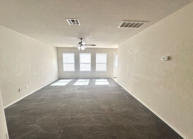 Foto del edificio - 3BED/2.5 HOUSE FOR RENT AVAILABLE NOW!