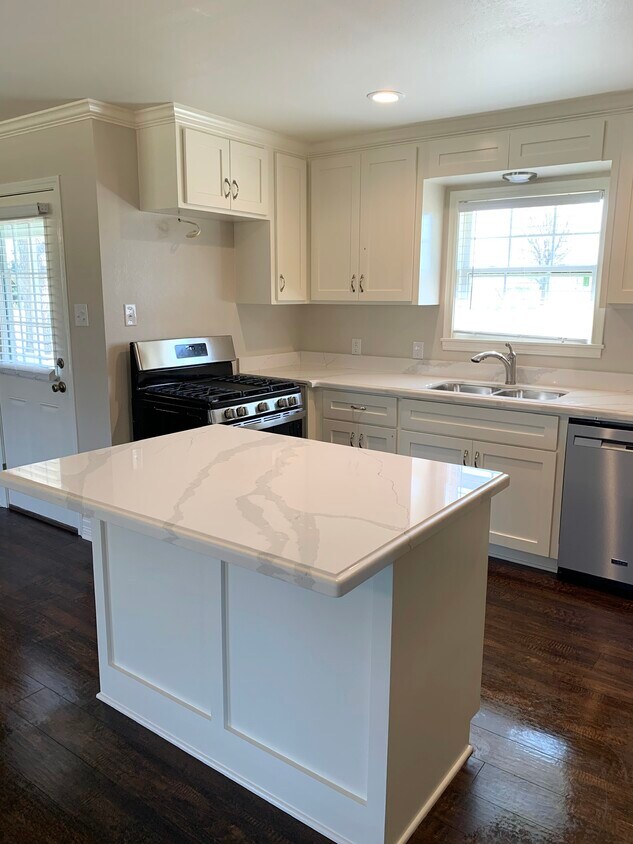 Foto principal - 1370 County Road 350