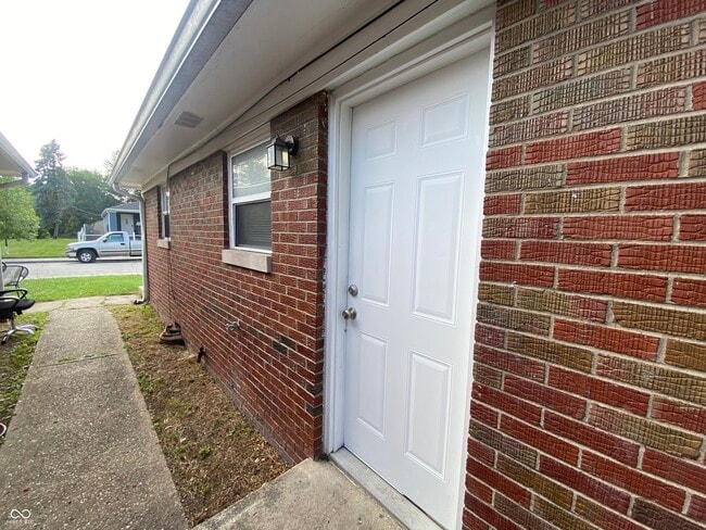 Foto del edificio - 621 N Oxford St