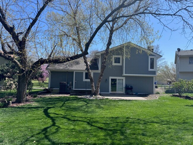 Foto del edificio - Home For Rent Papillion