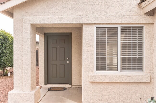 Foto del edificio - 12231 W Rosewood Dr
