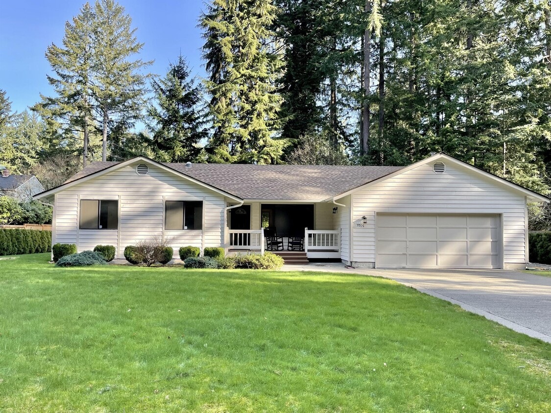3705 68th Ave Ct NW, Gig Harbor, WA 98335 House for Rent in Gig Harbor, WA