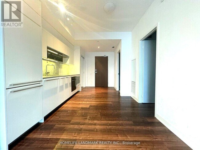 Photo du bâtiment - 90 Queens Wharf Rd